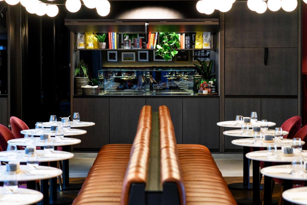 Radisson Red Hotel, 4* Vienne